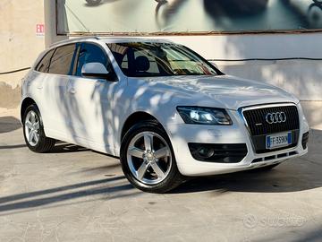 AUDI Q5 Stronic QUATTRO GANCIO TRAINO