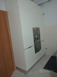 CUCINA CON PENISOLA 