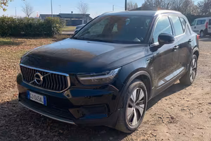 VOLVO XC40 T4 Recharge Plug-in Hybrid