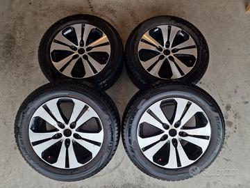 Cerchi Kia Sportage R18 + gomme invernali Yokohama