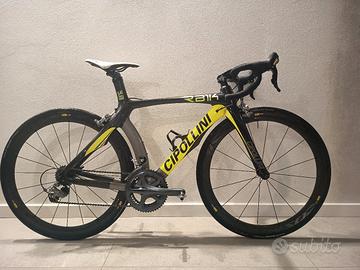 Bici da strada Cipollini RB1K Rb1000 carbonio