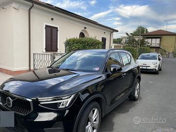 Volvo xc40 t2 essential