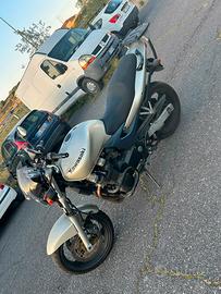 Kawasaki ZR-7
