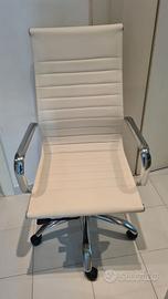 Sedia da ufficio perfettamente funzionante 50 euro