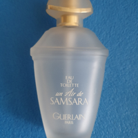 Bottiglia di profumo vuota Samsara di Guerlain