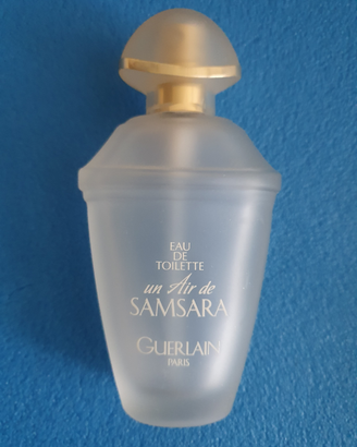 Bottiglia di profumo vuota Samsara di Guerlain