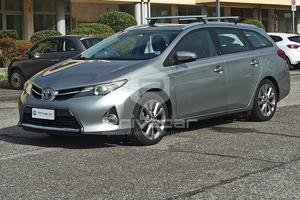 TOYOTA Auris Touring Sports 1.8 Hybrid Active Plus