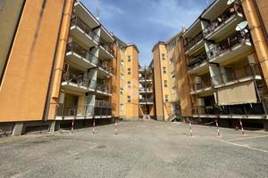 3 LOCALI A RENDE