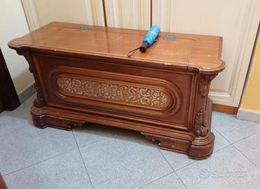 Mobile con cassapanca in legno