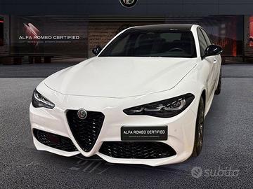 Alfa Romeo Giulia 2.2 TD 210cv Tributo Italia...