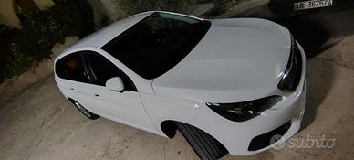 peugeot 308 sw 2020 con richiamo fatto