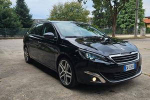 peugeot 308 tetto panoramico