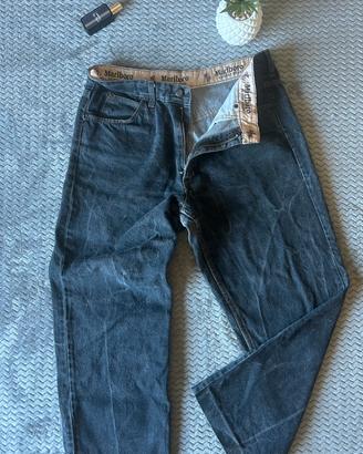 Jeans Marlboro Country effetto fumo sigaretta (L)