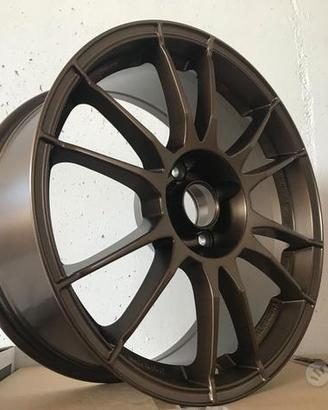 Cerchi in lega OZ Racing Ultraleggera 7x17 Ford