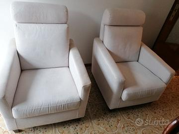 n. 2 Poltrone in tessuto alcantara