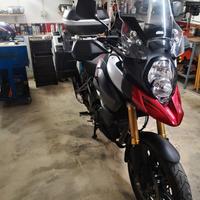 Suzuki V Strom DL 1000 permuto