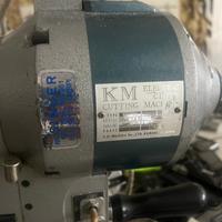 Taglierina verticale km 7 pollici 220 volts