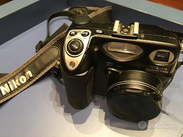 Nikon Coolpix 5000 macchina fotografica digitale