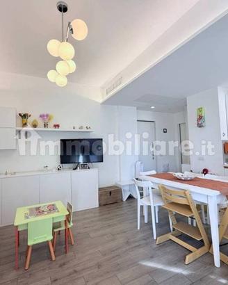 Appartamento di 81 m² con 3 locali a Milano