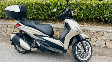 Piaggio Beverly hpe 300