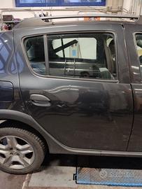 Porta posteriore dx DACIA SANDERO del 2017