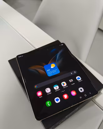Samsung Zfold 4 da 512 Gb Beige perfetto