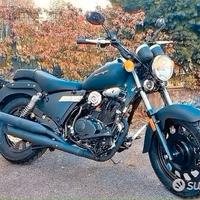 Keeway superlight 125 « limited »