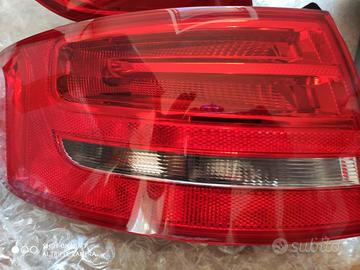 AUDI A4 - FARI POSTERIORI ORIGINALI 