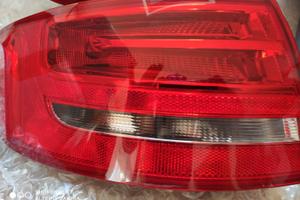 AUDI A4 - FARI POSTERIORI ORIGINALI 