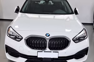 Bmw 116D 5p. Cambio automatico full optional