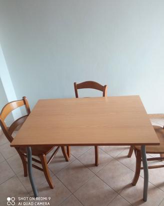 Tavolo rettangolare  