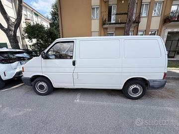 Wolksvagen Trasporter T4 Furgone con 123.000Km