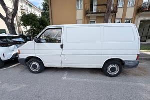 Wolksvagen Trasporter T4 Furgone con 123.000Km