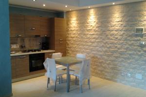 Monovano in residence