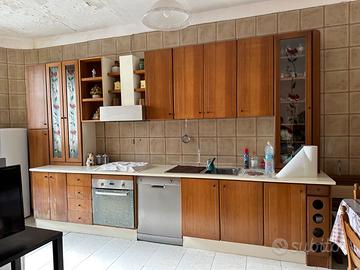 Cucina con elettrodomestici elettrolux