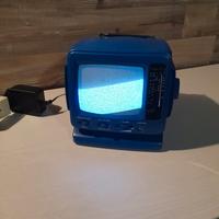 Mini TV e radio portatile vintage 