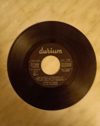 Disco in vinile 45 giri di Loretta Goggi – 1972