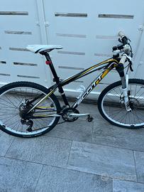 Mountain bike scott scale 70