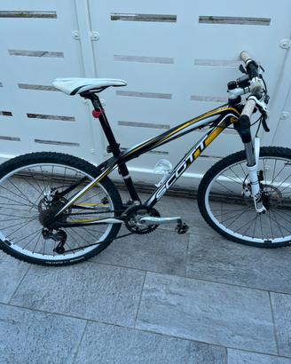 Mountain bike scott scale 70