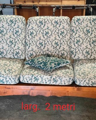 Divano in legno 