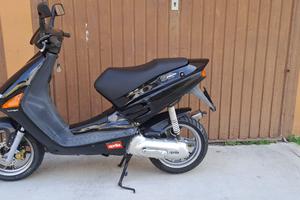 Aprilia sr 50 cc LIBRETTO PICCOLO