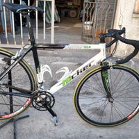 Bici da corsa Hicker Blackburn 105 by Lombardo