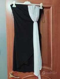 Vestito di bianca brandi