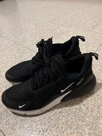 Scarpa Nike 270 nere