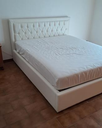 letto contenitore bianco
