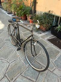 Bicicletta città freni a bacchetta