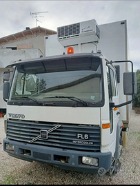 Autocarro volvo fl6