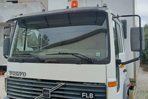 Autocarro volvo fl6