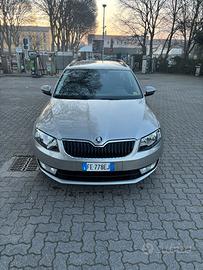 Skoda Ocatavia Wagon 1.2 TSI Executive