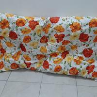 Cuscino 3 Posti Con Disegno Floreale, 130x55x15 cm